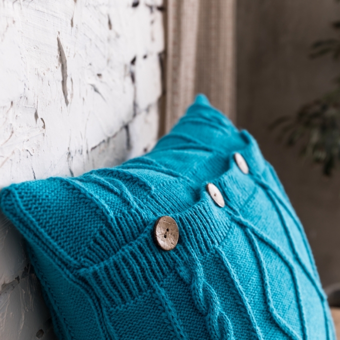 91家纺网 家纺一手货源 找家纺 918拾朵家居2021新款菱格麻花抱枕 湖水蓝