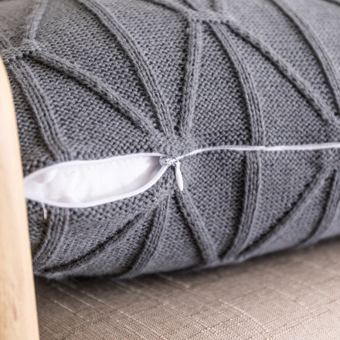 91家纺网 家纺一手货源 找家纺 918拾朵家居 2021新款米字结抱枕 灰色