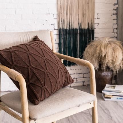 918拾朵家居 2021新款米字结抱枕 深咖