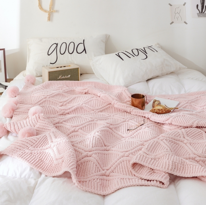 91家纺网 家纺一手货源 找家纺 918拾朵家居 2021新款雪尼尔球球毯 粉色