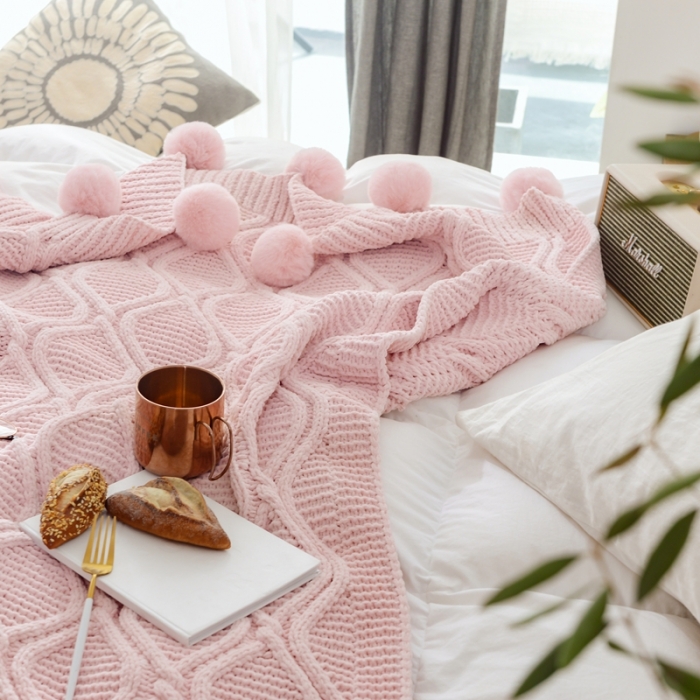 91家纺网 家纺一手货源 找家纺 918拾朵家居 2021新款雪尼尔球球毯 粉色