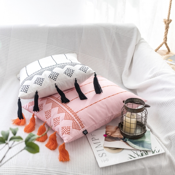 91家纺网 家纺一手货源 找家纺 （总）918拾朵家居 新款刺绣流苏抱枕伊丽娅