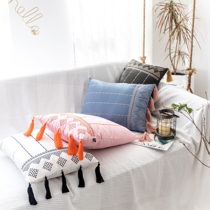 91家纺网 家纺一手货源 找家纺 （总）918拾朵家居 新款刺绣流苏抱枕伊丽娅