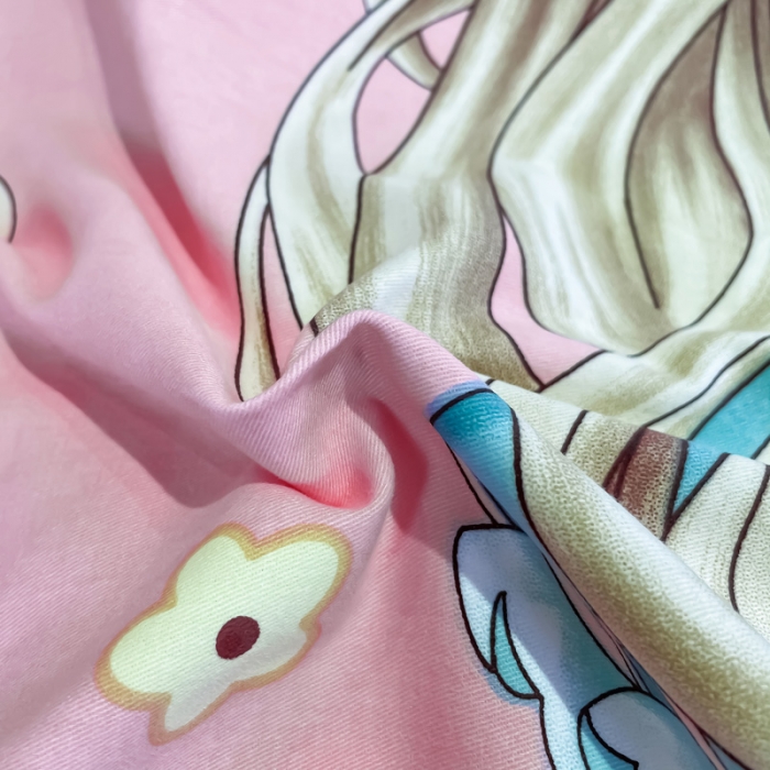 91家纺网 家纺一手货源 找家纺 金爱家 2021新款大版磨毛卡通系列四件套 可爱女孩