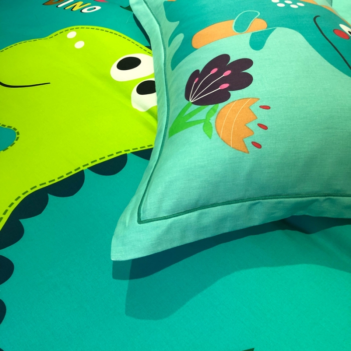 91家纺网 家纺一手货源 找家纺 金爱家 2021新款大版磨毛卡通系列四件套 恐龙绿