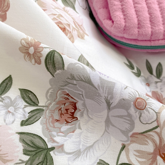 91家纺网 家纺一手货源 找家纺 雅居纺 2022新款全棉韩版花边四件套 蔷薇之恋