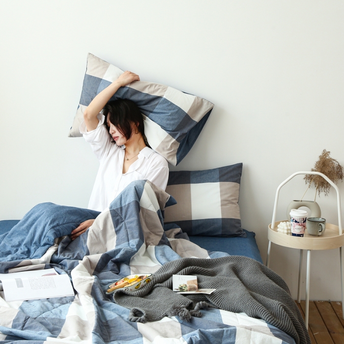 91家纺网 家纺一手货源 找家纺 安莱生活 2021新款夏被系列 蓝大格