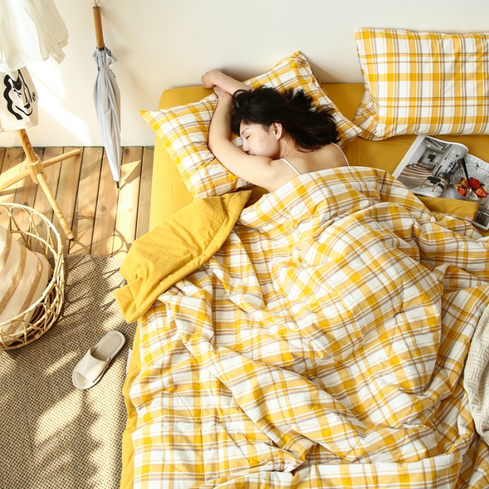 91家纺网 家纺一手货源 找家纺 安莱生活 2021新款夏被系列 芒果格