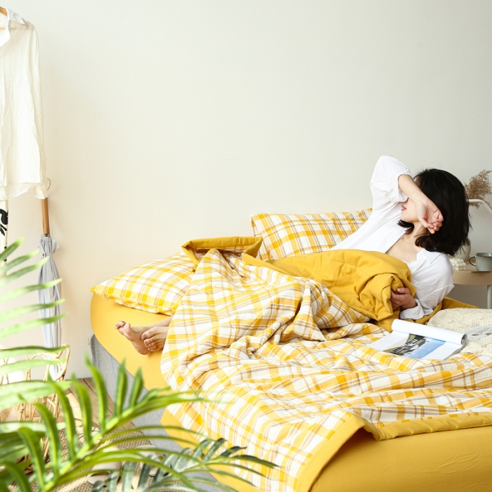 91家纺网 家纺一手货源 找家纺 安莱生活 2021新款夏被系列 芒果格