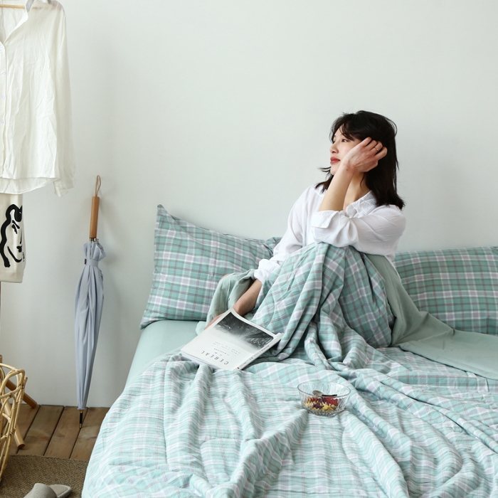 91家纺网 家纺一手货源 找家纺 安莱生活 2021新款夏被系列 青柠格