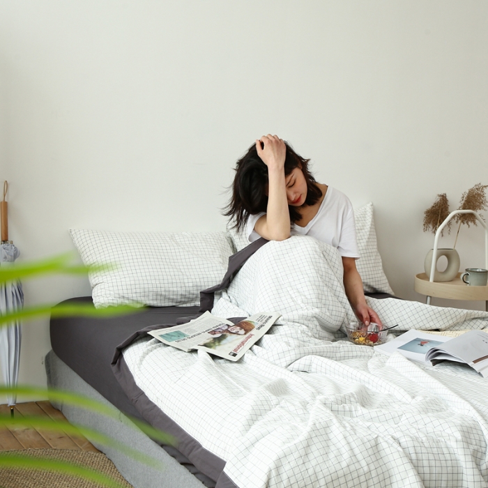 91家纺网 家纺一手货源 找家纺 安莱生活 2021新款夏被系列 小白格