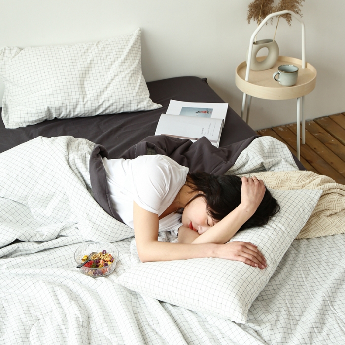 91家纺网 家纺一手货源 找家纺 安莱生活 2021新款夏被系列 小白格