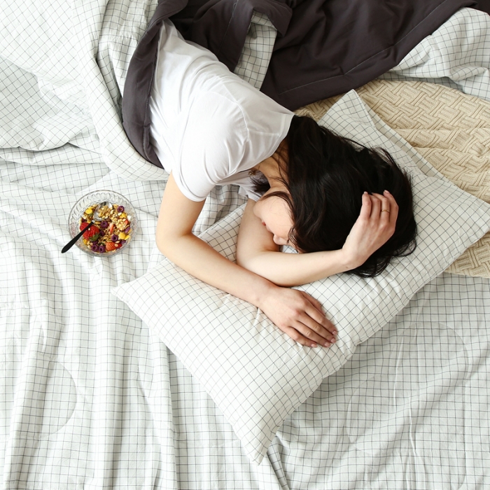 91家纺网 家纺一手货源 找家纺 安莱生活 2021新款夏被系列 小白格