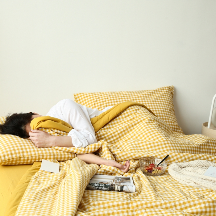 91家纺网 家纺一手货源 找家纺 安莱生活 2021新款夏被系列 小黄格