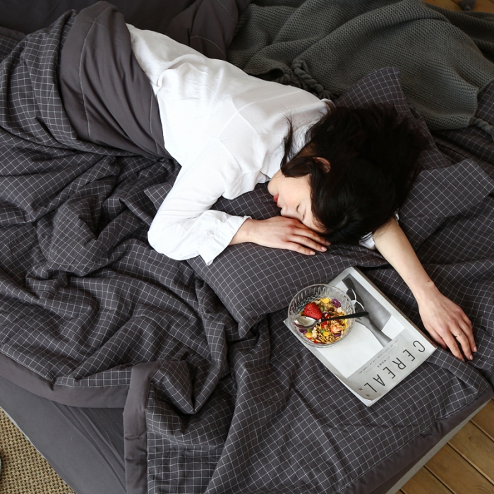 91家纺网 家纺一手货源 找家纺 安莱生活 2021新款夏被系列 小灰格