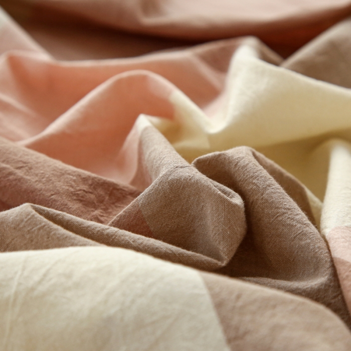 91家纺网 家纺一手货源 找家纺 安莱生活 2021新款色织全棉水洗棉单床笠 粉大格