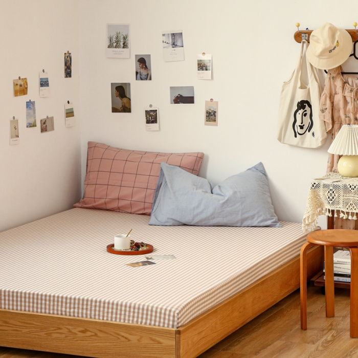 91家纺网 家纺一手货源 找家纺 安莱生活 2021新款色织全棉水洗棉单床笠 粉小格