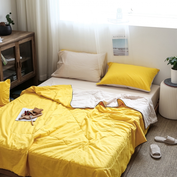 91家纺网 家纺一手货源 找家纺 安莱生活 2021新款全棉水洗棉双拼纯色夏被 亮黄+米白