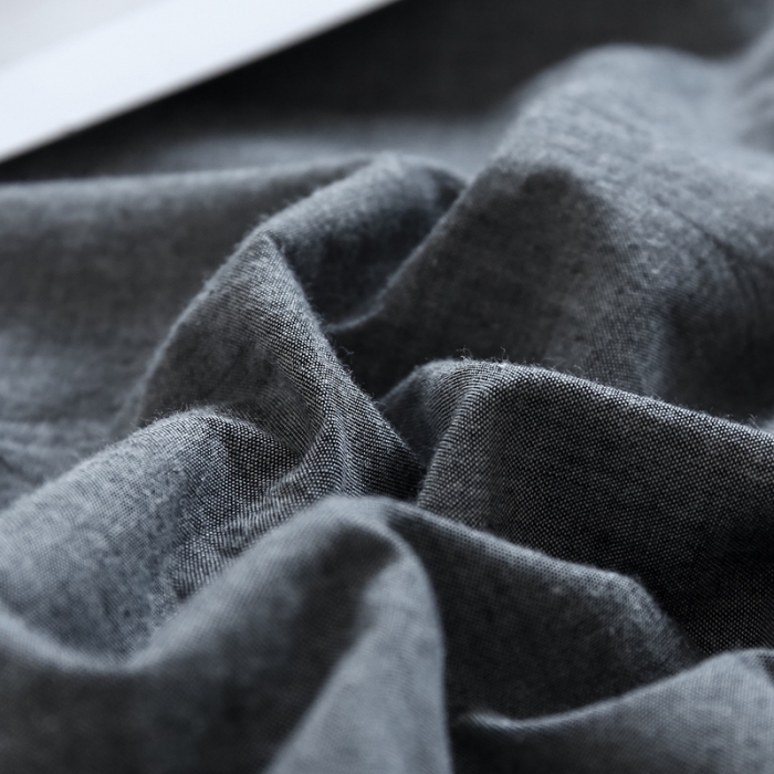 91家纺网 家纺一手货源 找家纺 安莱生活 2021新款全棉水洗棉双拼纯色夏被 深灰＋纯白