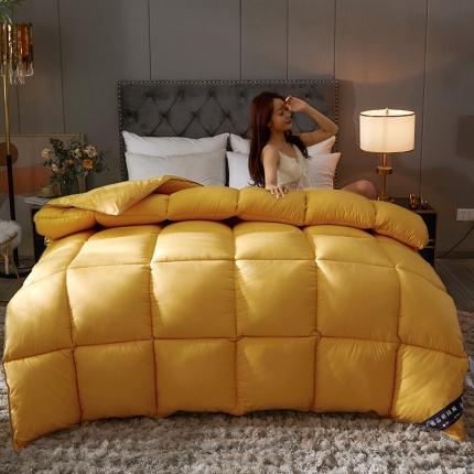 91家纺网 家纺一手货源 找家纺 易展 2023新款纯棉防羽布羽丝绒被  姜黄