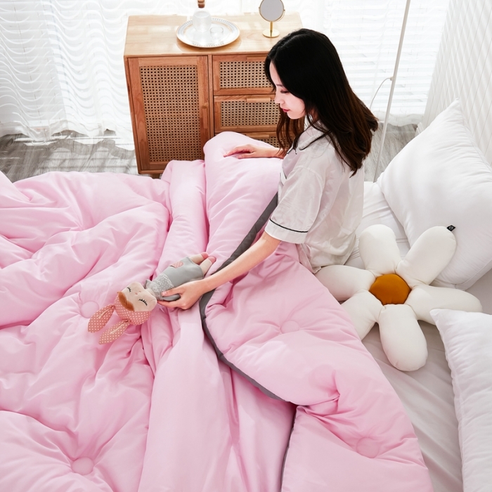 91家纺网 家纺一手货源 找家纺 啊雅 2025新款高克重面料立体冬被 暖粉