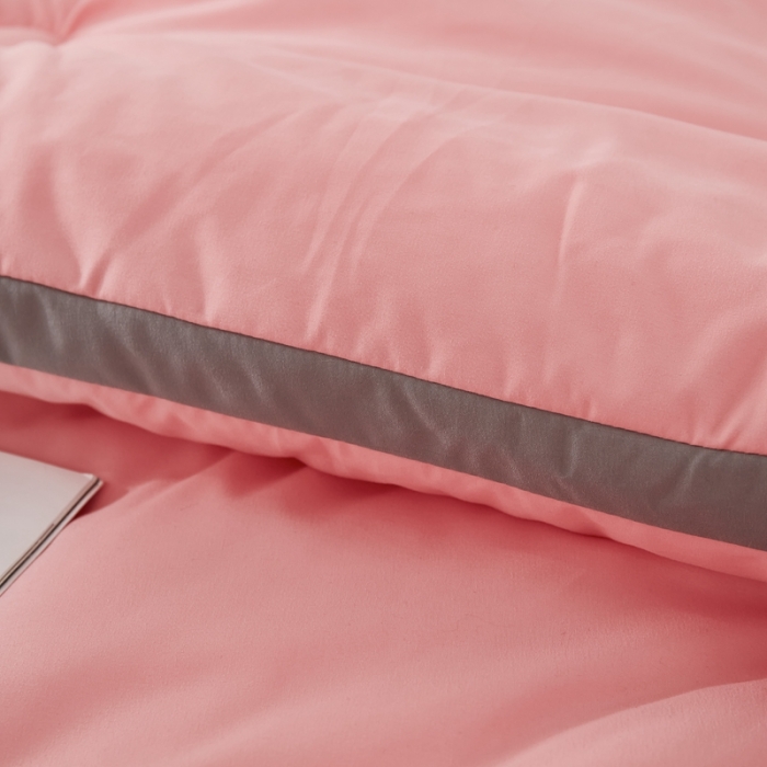 91家纺网 家纺一手货源 找家纺 啊雅 2025新款高克重面料立体冬被 暖红