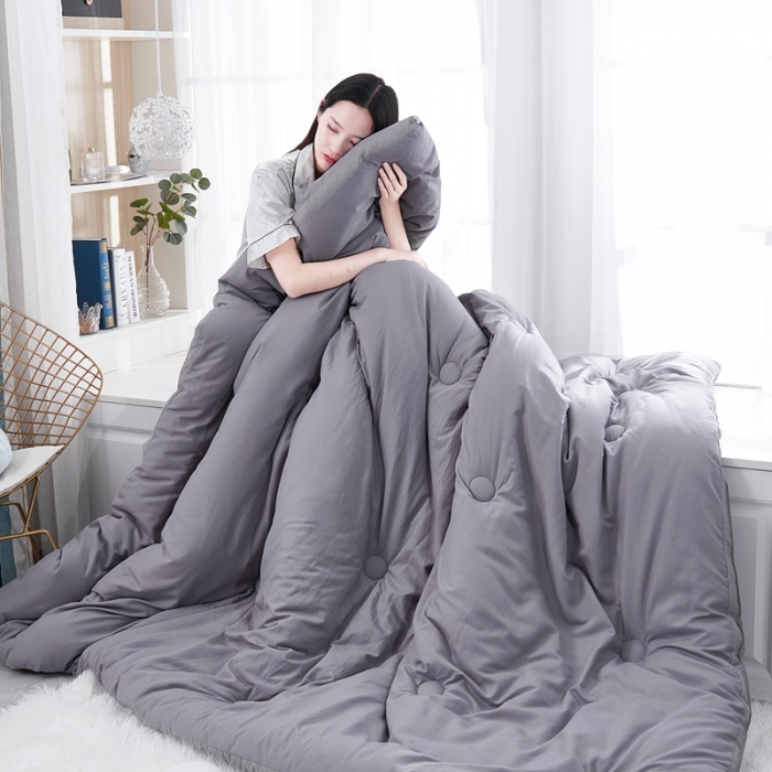 91家纺网 家纺一手货源 找家纺 啊雅 2025新款高克重面料立体冬被 暖灰