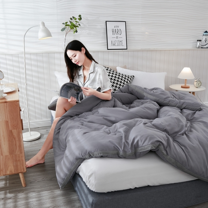 91家纺网 家纺一手货源 找家纺 啊雅 2025新款高克重面料立体冬被 暖灰