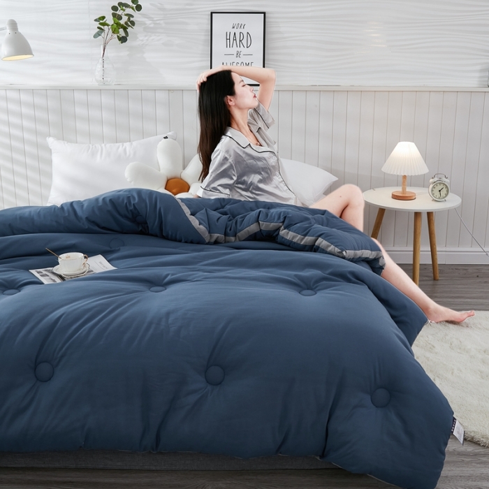 91家纺网 家纺一手货源 找家纺 啊雅 2025新款高克重面料立体冬被 暖蓝