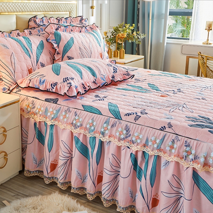 91家纺网 家纺一手货源 找家纺 宜凡 2021新款全棉印花夹棉床裙-床裙三件套 慕夏 粉