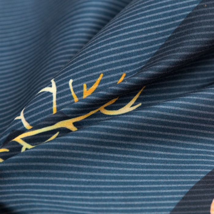 91家纺网 家纺一手货源 找家纺 宝马家纺 2022新款芦荟棉数码印花抱枕被 黄金鹿