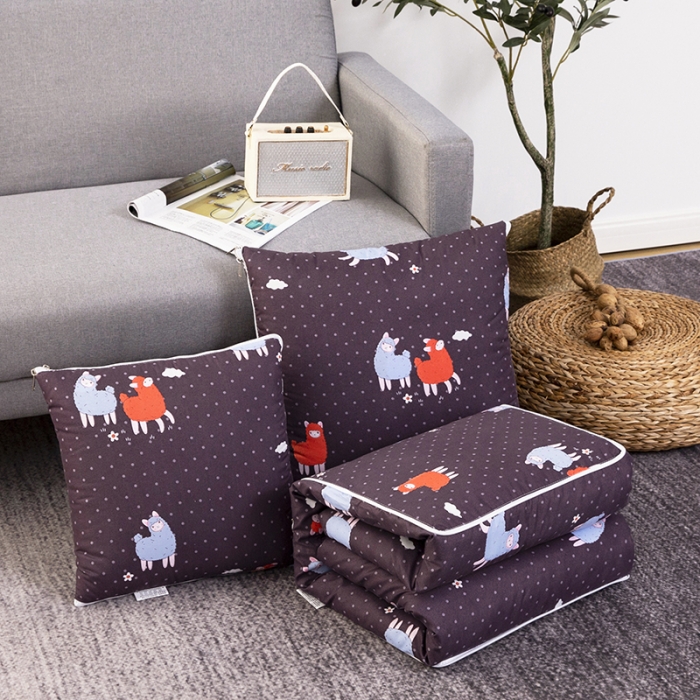 91家纺网 家纺一手货源 找家纺 宝马家纺 2022新款精梳棉抱枕被 懒洋洋