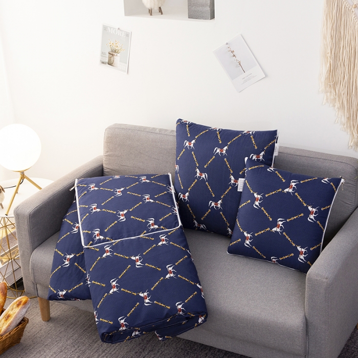 91家纺网 家纺一手货源 找家纺 宝马家纺 2022新款精梳棉抱枕被 罗马假日