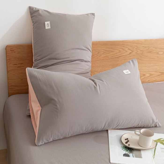91家纺网 家纺一手货源 找家纺 蓝巢家纺 2021新款全棉水洗棉枕套一对 浅灰粉