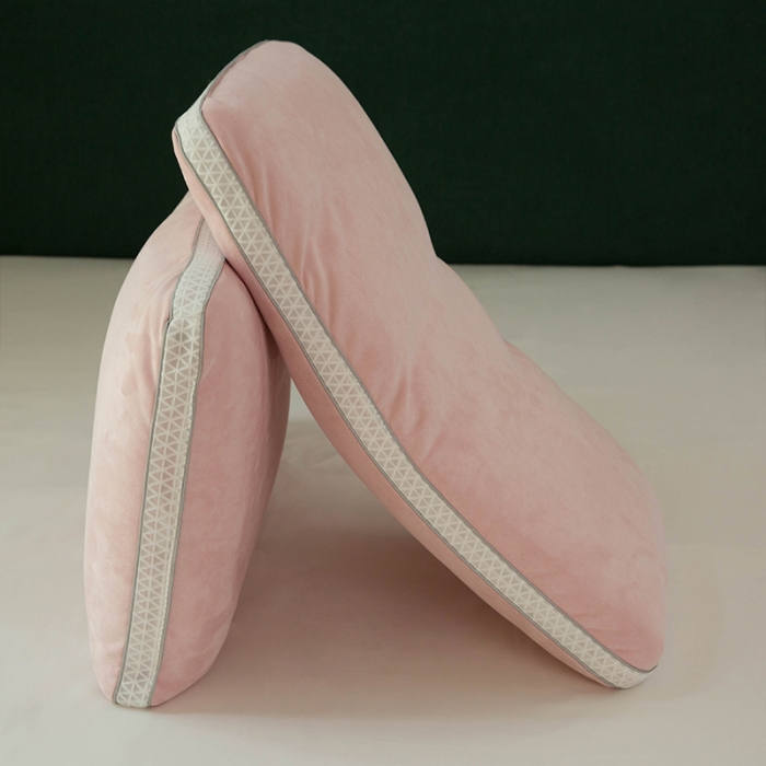 91家纺网 家纺一手货源 找家纺 多点家居 2021新款麂皮绒热熔棉枕45*70/只 粉