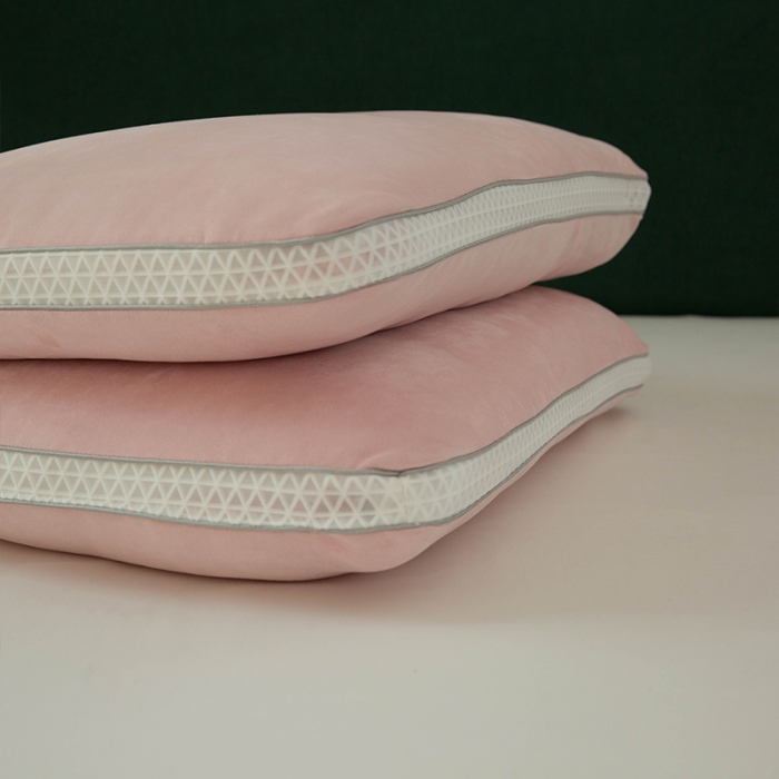 91家纺网 家纺一手货源 找家纺 多点家居 2021新款麂皮绒热熔棉枕45*70/只 粉