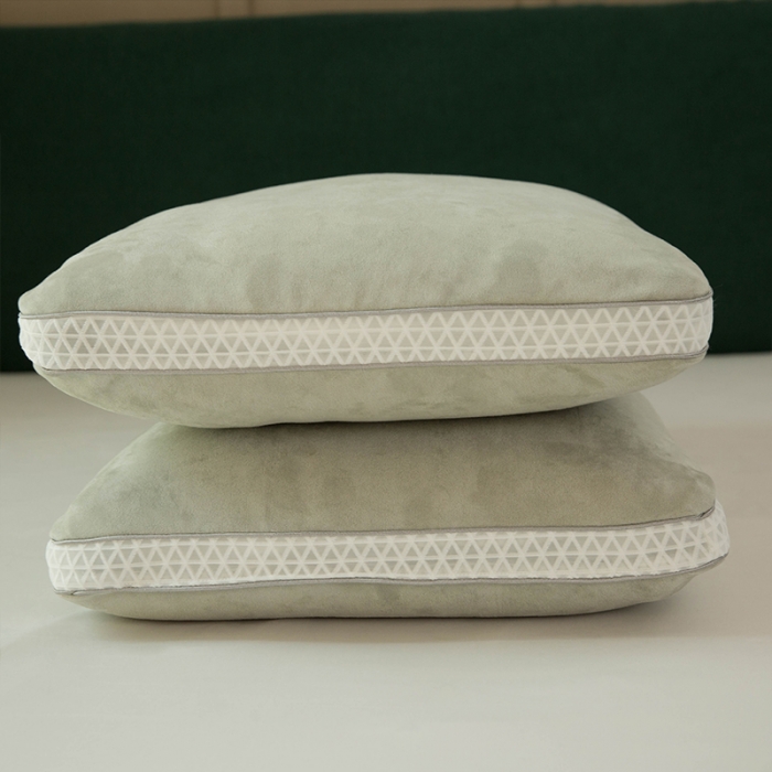 91家纺网 家纺一手货源 找家纺 多点家居 2021新款麂皮绒热熔棉枕45*70/只 灰