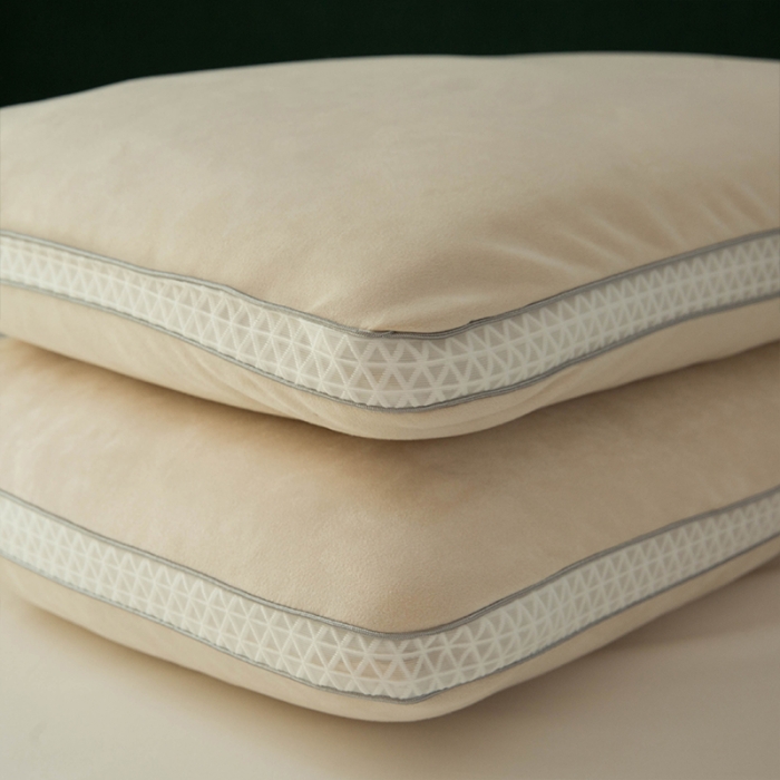 91家纺网 家纺一手货源 找家纺 多点家居 2021新款麂皮绒热熔棉枕45*70/只 卡其