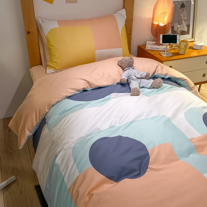 91家纺网 家纺一手货源 找家纺 金爱家2021新款纯棉时尚简约北欧学生床三件套 艾米