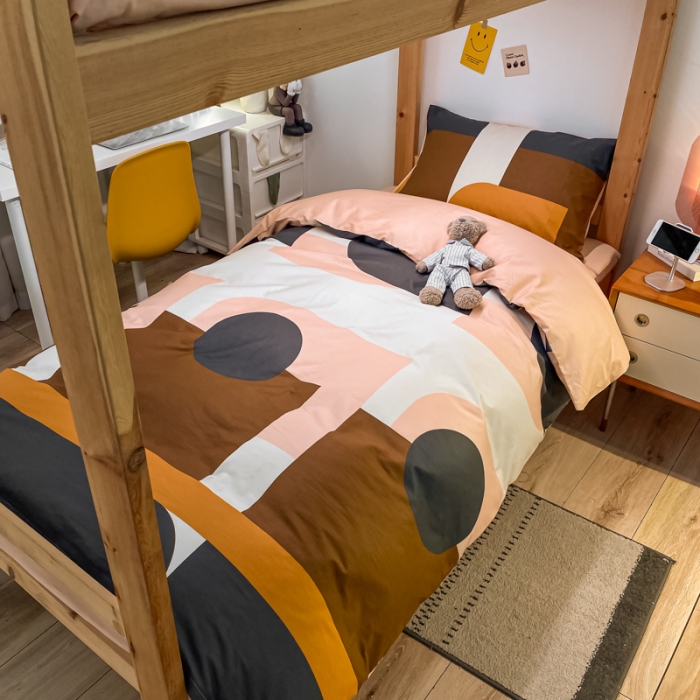 91家纺网 家纺一手货源 找家纺 金爱家2021新款纯棉时尚简约北欧学生床三件套 奥利文格-咖