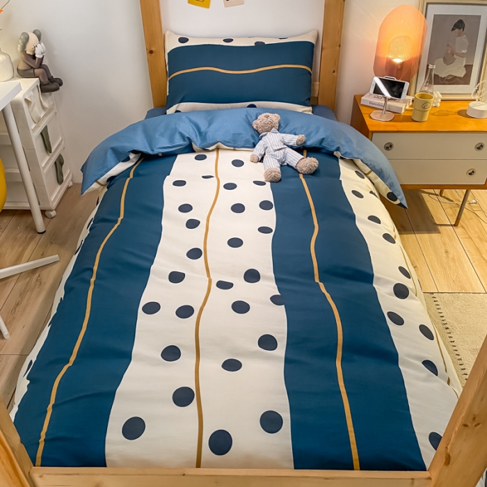 91家纺网 家纺一手货源 找家纺 金爱家2021新款纯棉时尚简约北欧学生床三件套 波点诱惑
