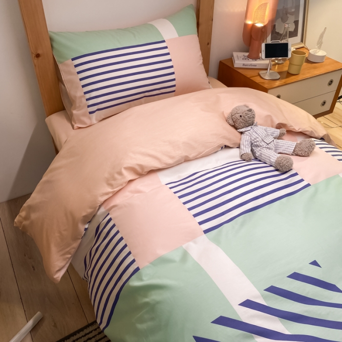 91家纺网 家纺一手货源 找家纺 金爱家2021新款纯棉时尚简约北欧学生床三件套 梵雅-粉