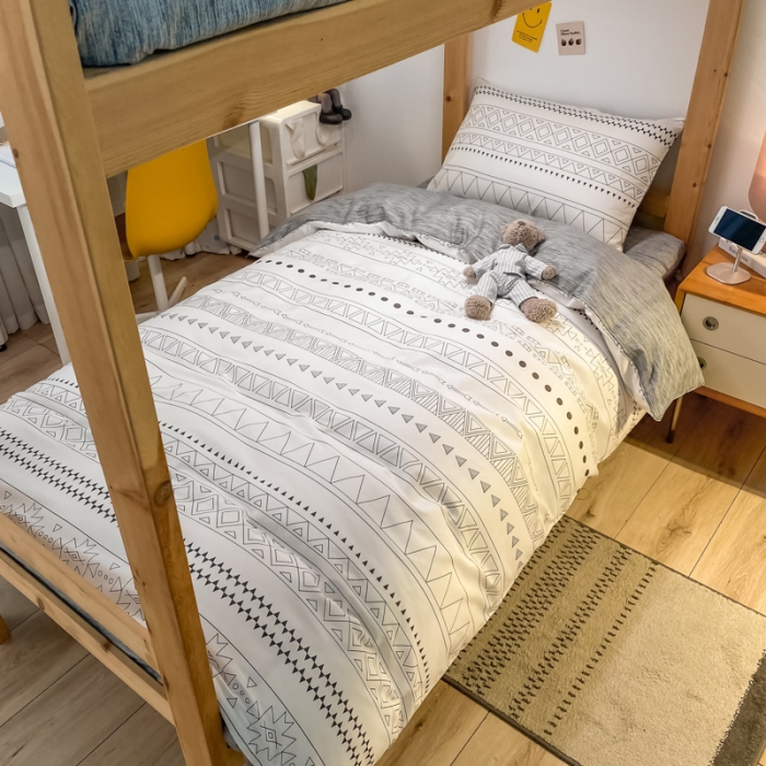 91家纺网 家纺一手货源 找家纺 金爱家2021新款纯棉时尚简约北欧学生床三件套 洛林