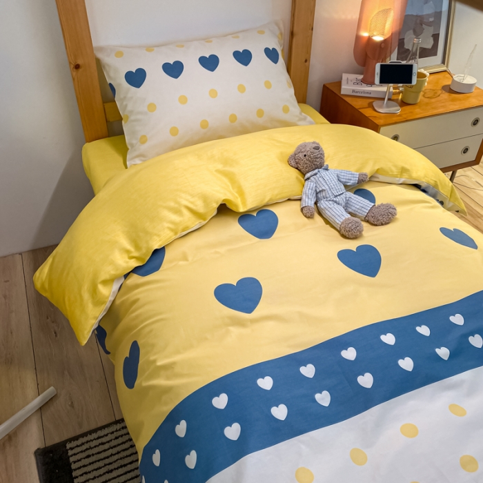 91家纺网 家纺一手货源 找家纺 金爱家2021新款纯棉时尚简约北欧学生床三件套 心晴