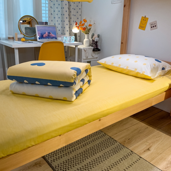 91家纺网 家纺一手货源 找家纺 金爱家2021新款纯棉时尚简约北欧学生床三件套 心晴