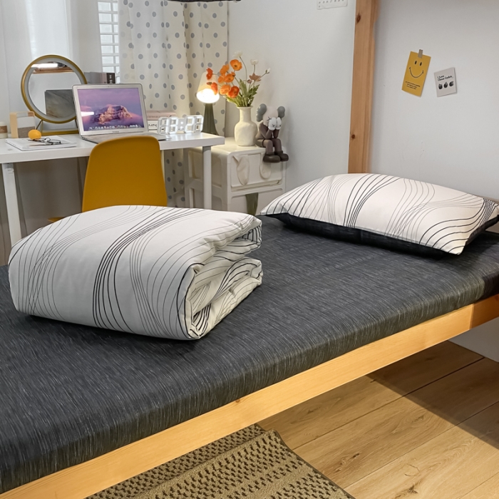 91家纺网 家纺一手货源 找家纺 金爱家2021新款纯棉时尚简约北欧学生床三件套 旋律