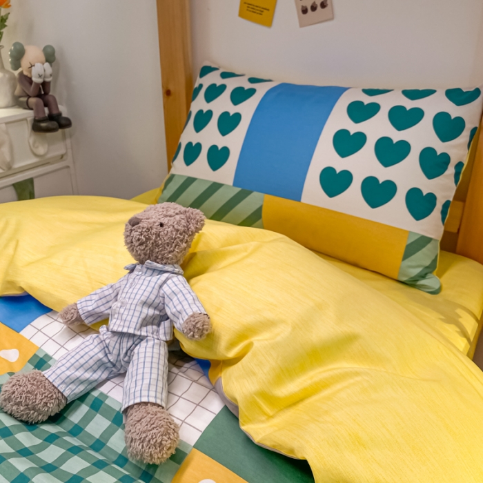 91家纺网 家纺一手货源 找家纺 金爱家2021新款纯棉时尚简约北欧学生床三件套 语歌-绿