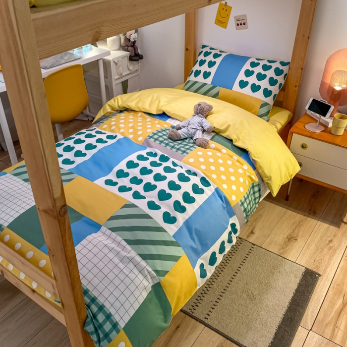 91家纺网 家纺一手货源 找家纺 金爱家2021新款纯棉时尚简约北欧学生床三件套 语歌-绿