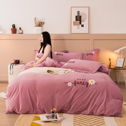 91家纺网 家纺一手货源 找家纺 （总）富之航 2021新款牛奶绒毛巾绣水晶绒宝宝绒四件套