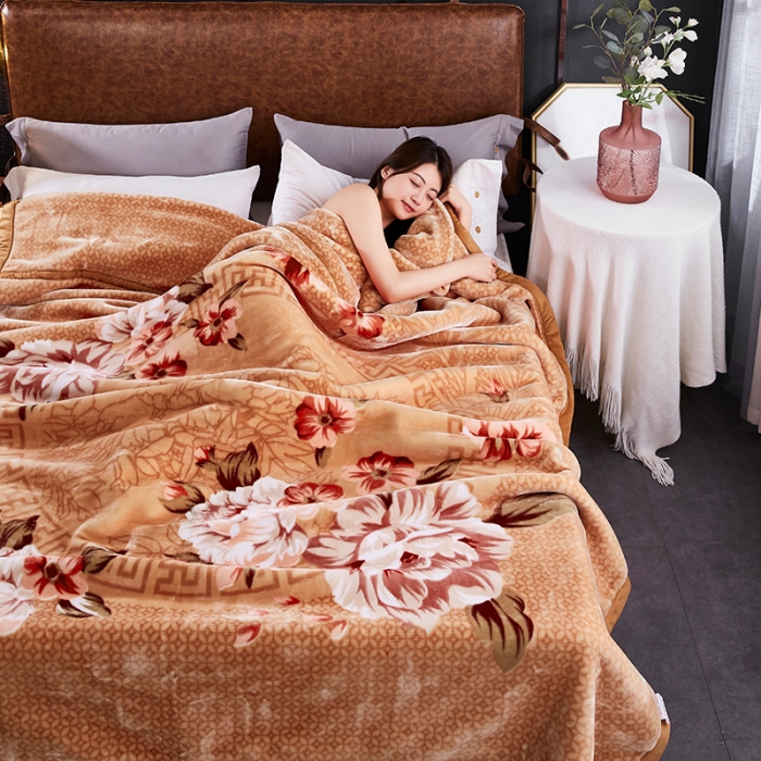 91家纺网 家纺一手货源 找家纺 凯轩毛毛毯毯子 2024新款加大云毛毯毯子 花都-卡其